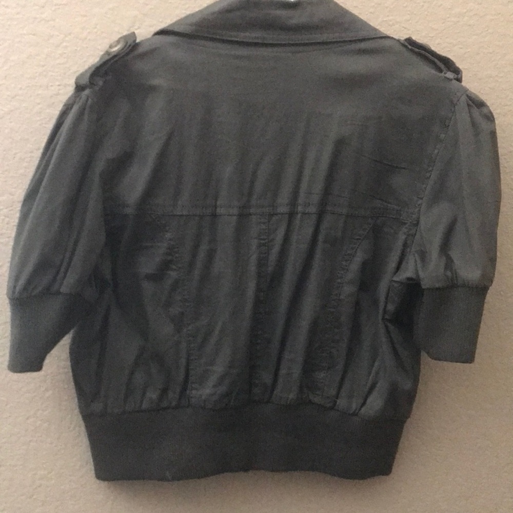 Button Down Short Sleeve Blazer. - image 3